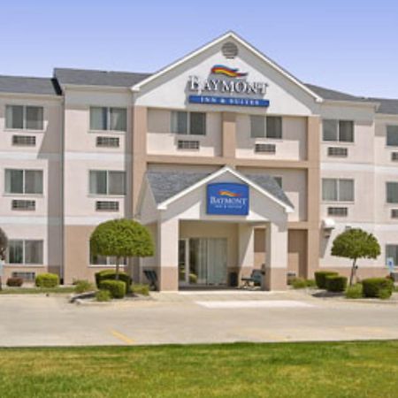 Baymont By Wyndham Mattoon Hotel Bagian luar foto