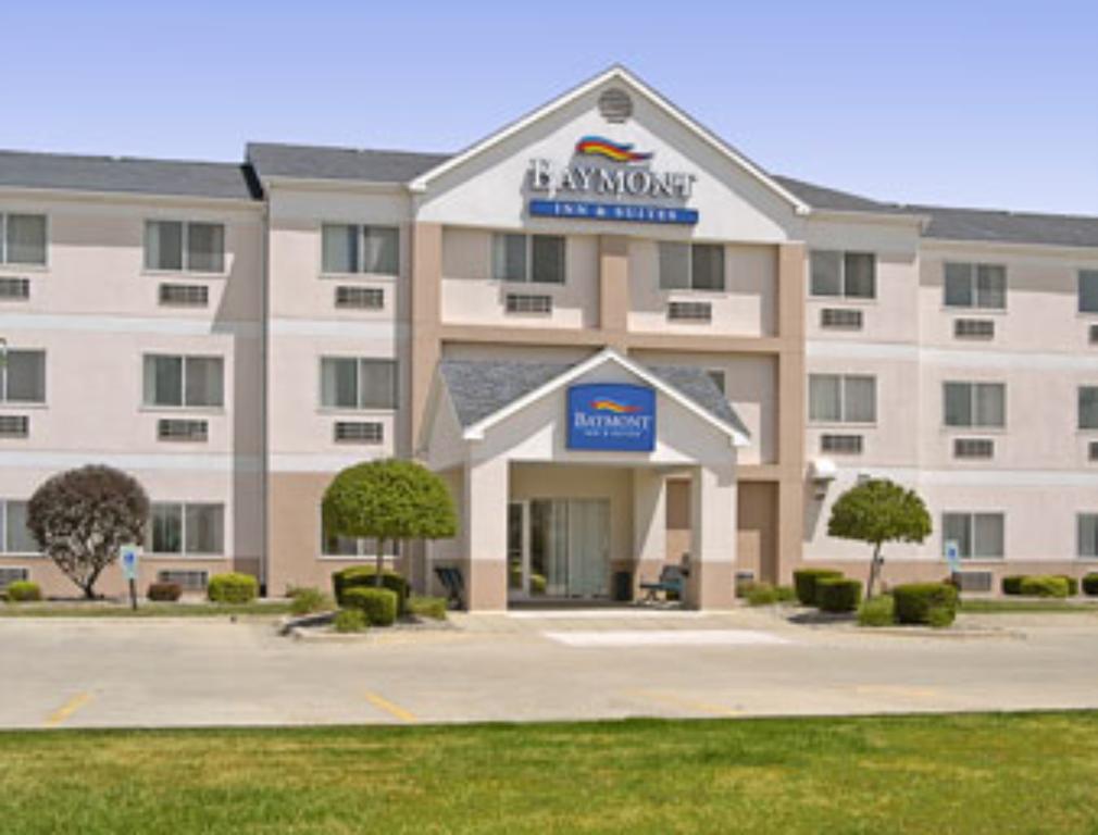 Baymont By Wyndham Mattoon Hotel Bagian luar foto